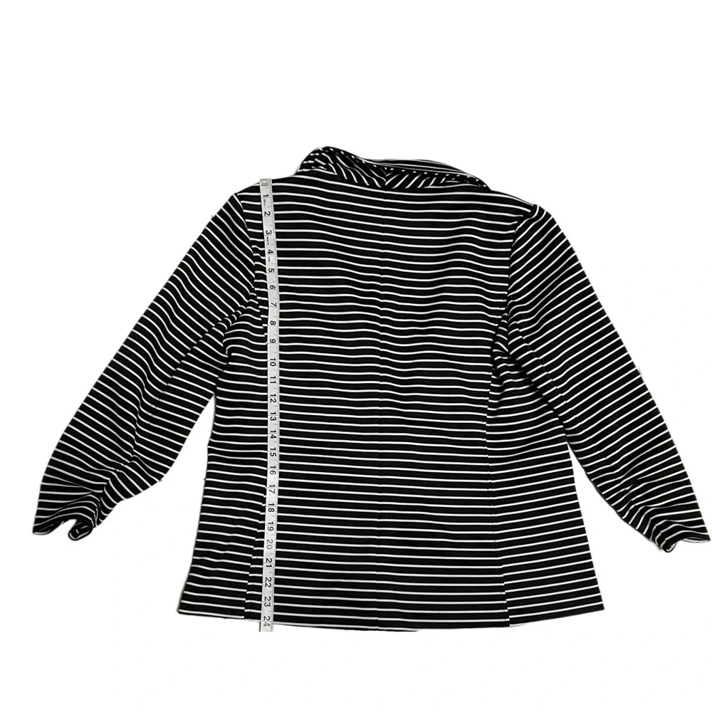 Soho Apparel Ltd Womens Blazer White-Black Stripe Long Sleeve Size L - Picture 2 of 7